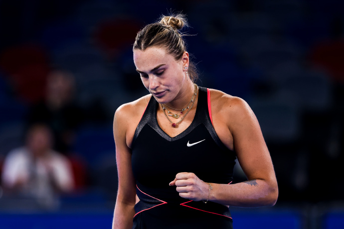 500万网彩票网-武网女单第三轮：萨巴伦卡2-0萨姆索诺娃，豪取武网19连胜